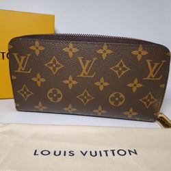 Louis Vuitton Monongram Zippy Wallet Red