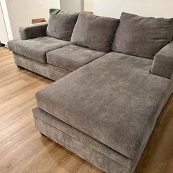 Living Spaces Bonaterra Gray Sectional Sofa with Reversible Chaise