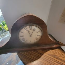 Mantle Clock see description 