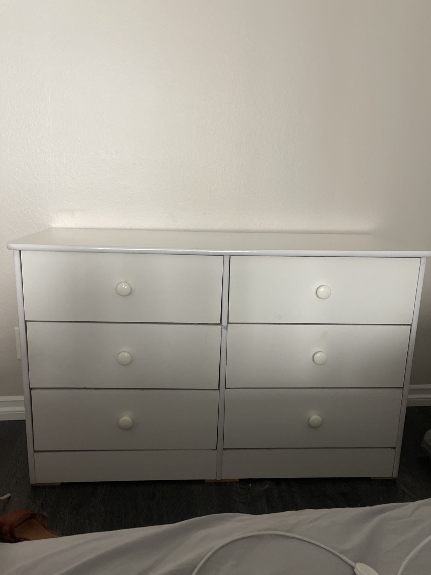 Free Dresser