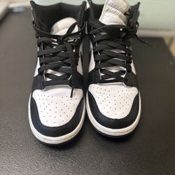 Nike Dunk Panda High Size 9 Mens