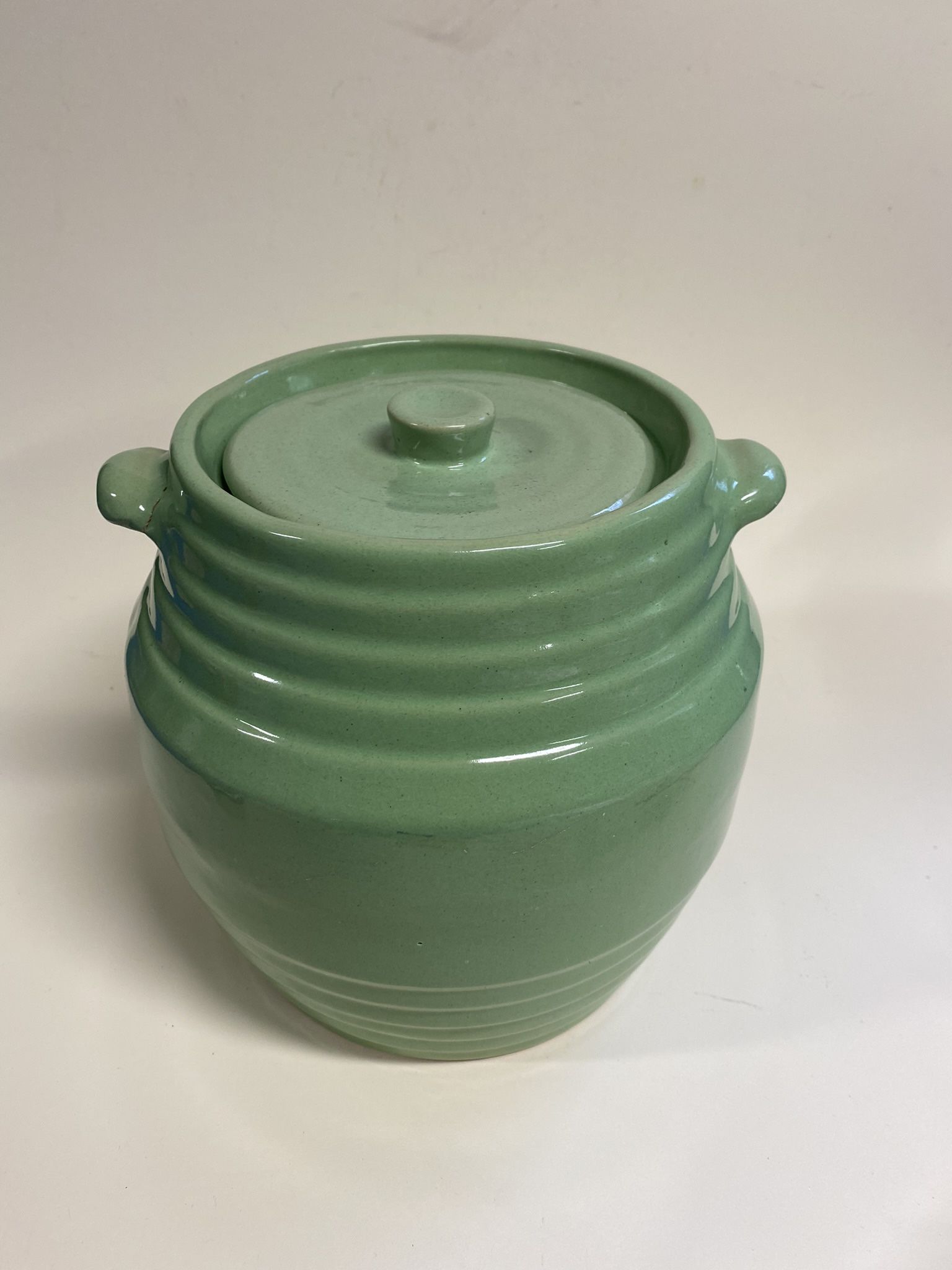 York Pfaltzgraff Pottery 1940’s Stoneware Cookie Jar Crock