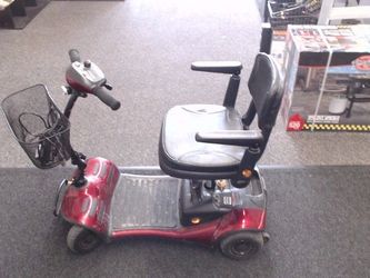 Shoprider Dasher 4 Mobility Scooter w/ Charger & Keys (PO1021812)