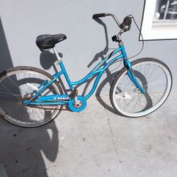 26 Inch Trek Beach Cruiser 