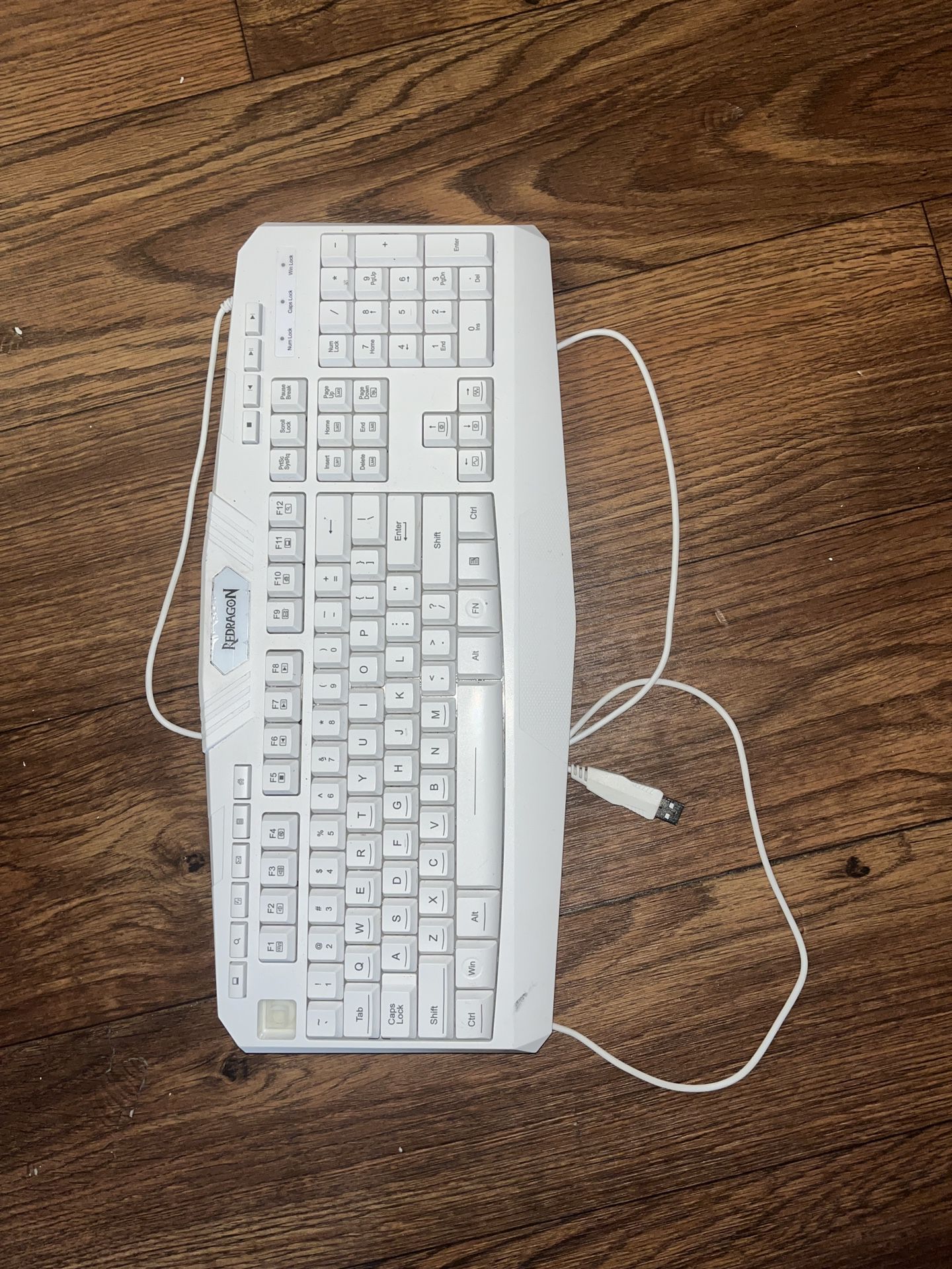 REDDRAGON LED Keyboard (White）