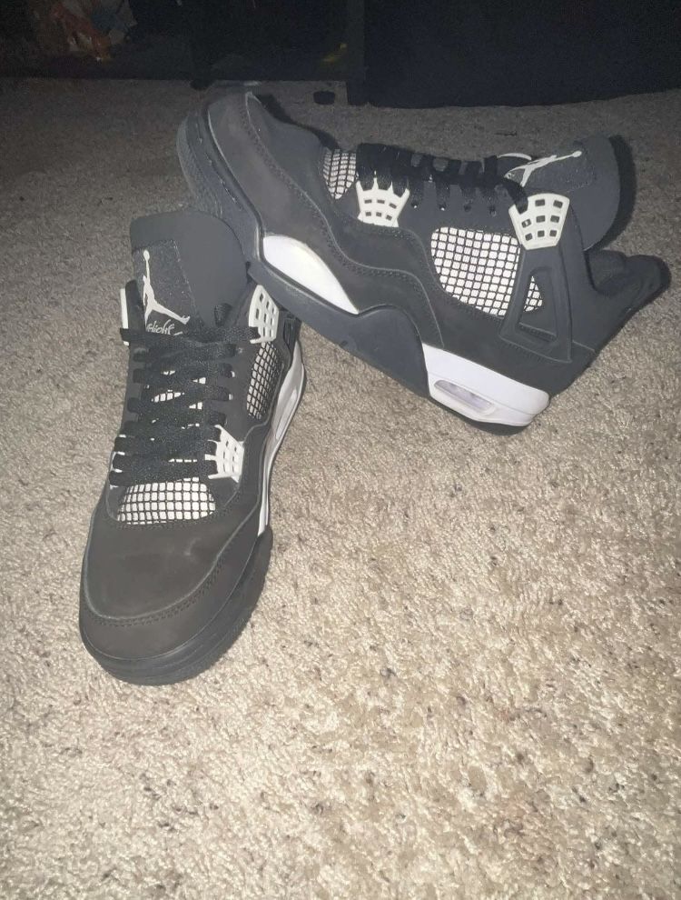 jordan 4 white thunder