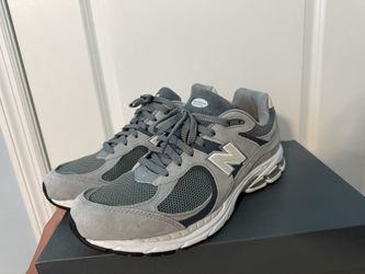 New Balance 2002r