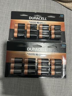 Duracell 3V Batteries