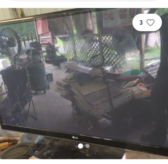 60' LG PLASMA TELEVISION
