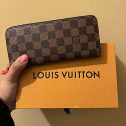 Louis Vuitton Authentic Wallet