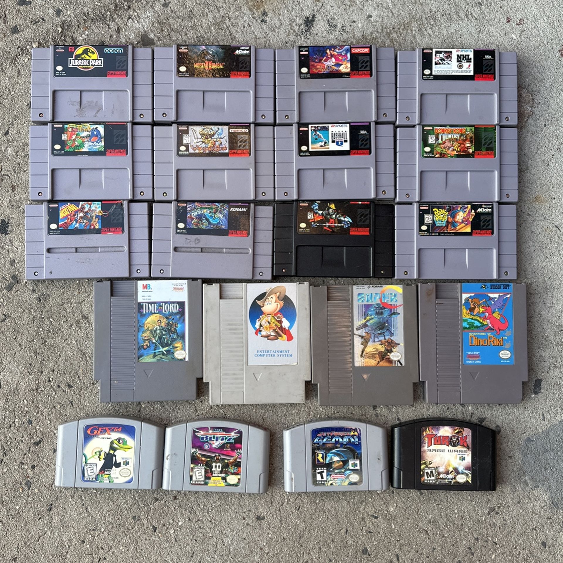 Nintendo, Old Consol 20 Games Classic Antiques