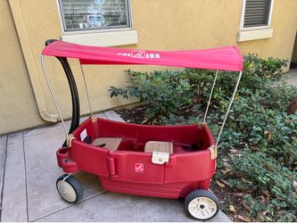 Barely used wagon with seatbelt