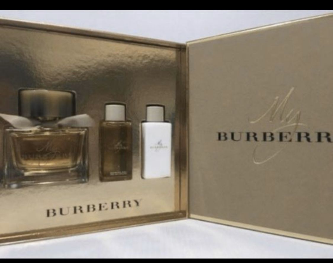 Burberry perfume set