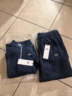 Large alo quarter zip , sweats available in all sizes
