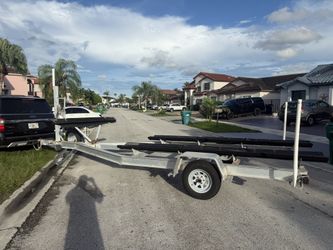22-28 Feet Aluminum Boat Tráiler Catamaran Or Center Console 