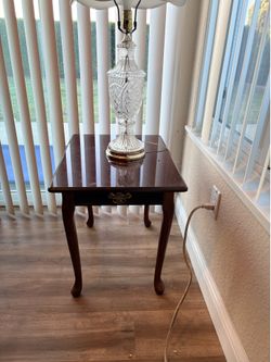 End table and lamp