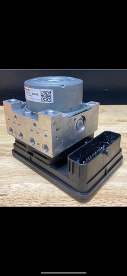 2016-2018 Honda Civic ABS Anti-Lock Brake Pump Assembly OEM