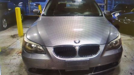 2004 BMW 5 Series 525i 4dr Sedan