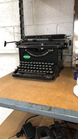 LCSmith Typewriter 