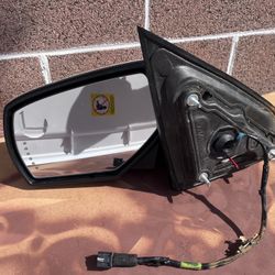 2014-2018 Chevy GMC Silverado Sierra Driver Side View Mirror