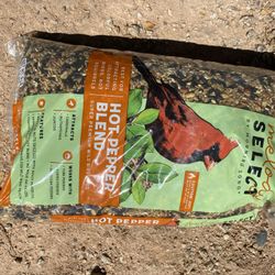 Hot Pepper Blend & Audubon Park – Nut & Fruit Seed Cake.