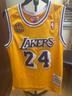 Small sizeMitchell & Ness Kobe Bryant Lakers #24 Hardwood Classics Jersey