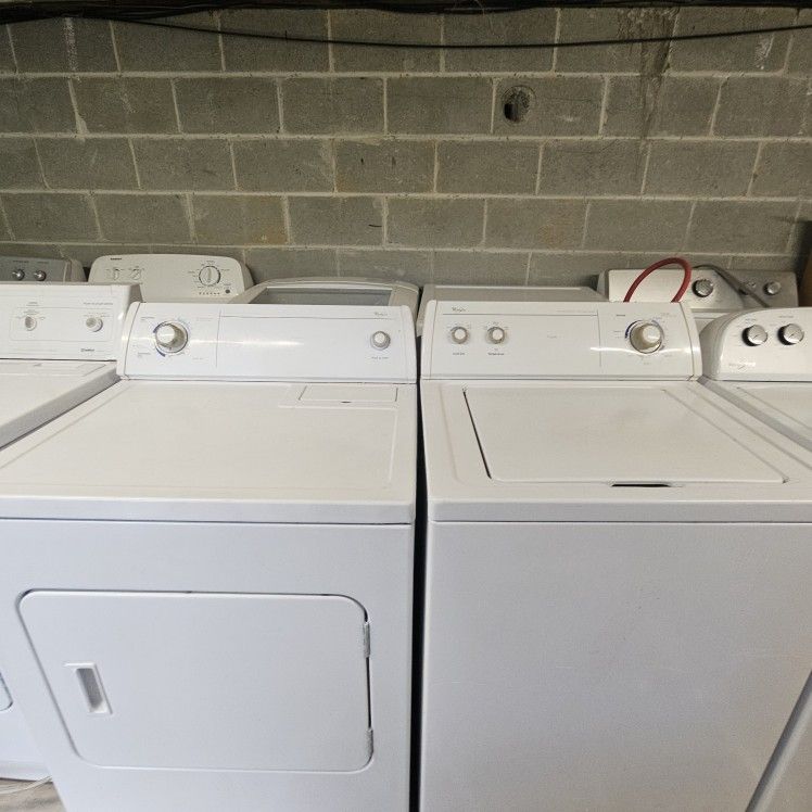 Whirlpool Washer And Dryer Set