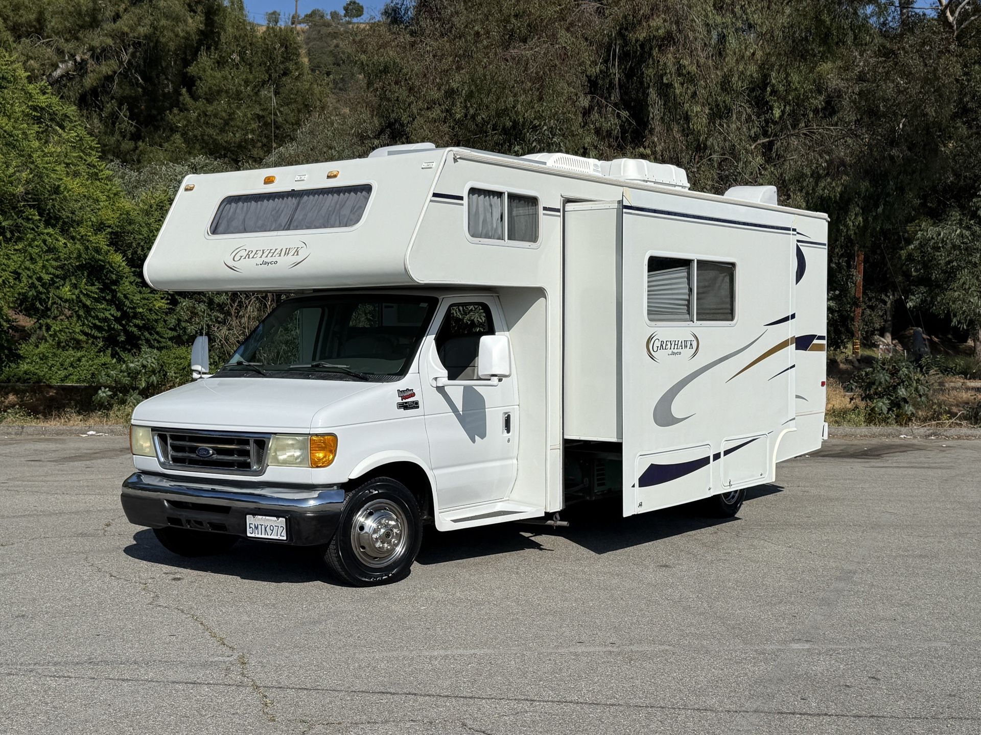 2005 Jayco Greyhawk 24 Motorhome