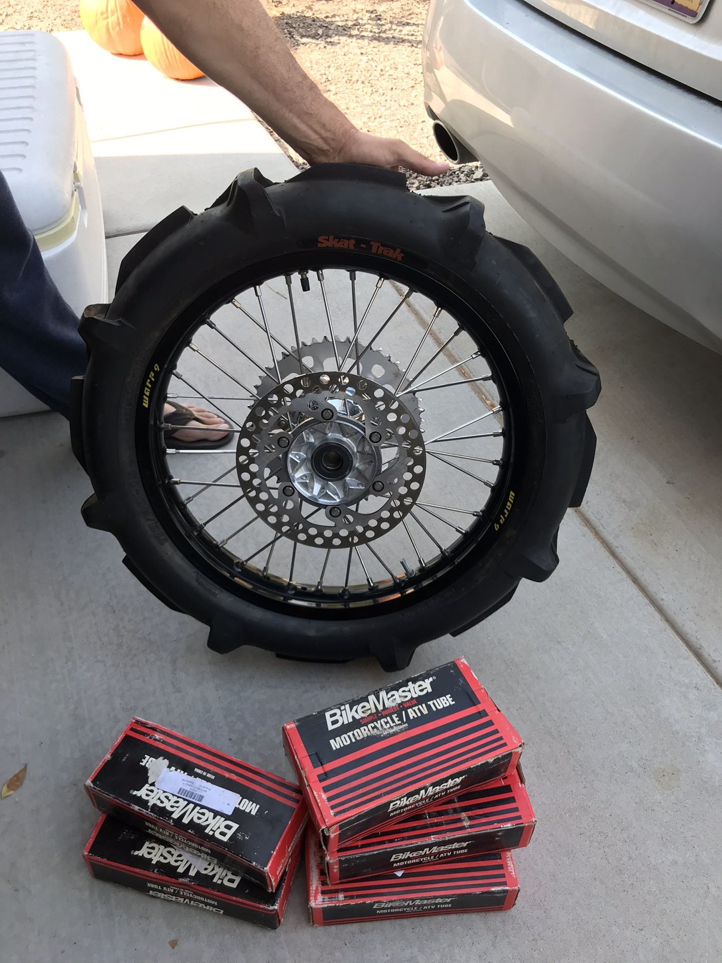 Skat Trak dirt bike paddle tire