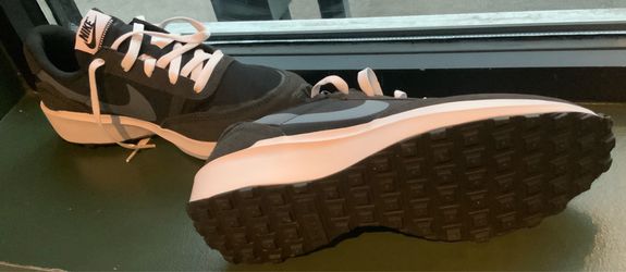 💘BRAND NEW💘  NIKE WAFFLE DEBUT Men's Size 9.5 / Womens Size 11 Black/Off Noir ... Value $90