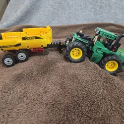 Lego technic John Deere. Tractor with dump trailer