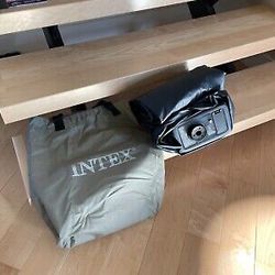 Intex Blow Up Queen Size Air Mattress Bed with Bag - Intertek (contact info removed)