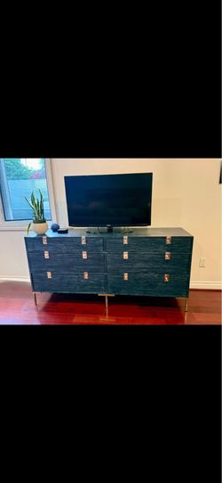 $685 (OBO) - LIKE NEW - Anthropologie Dresser "Ingram" 6 Drawer Dresser in Indigo