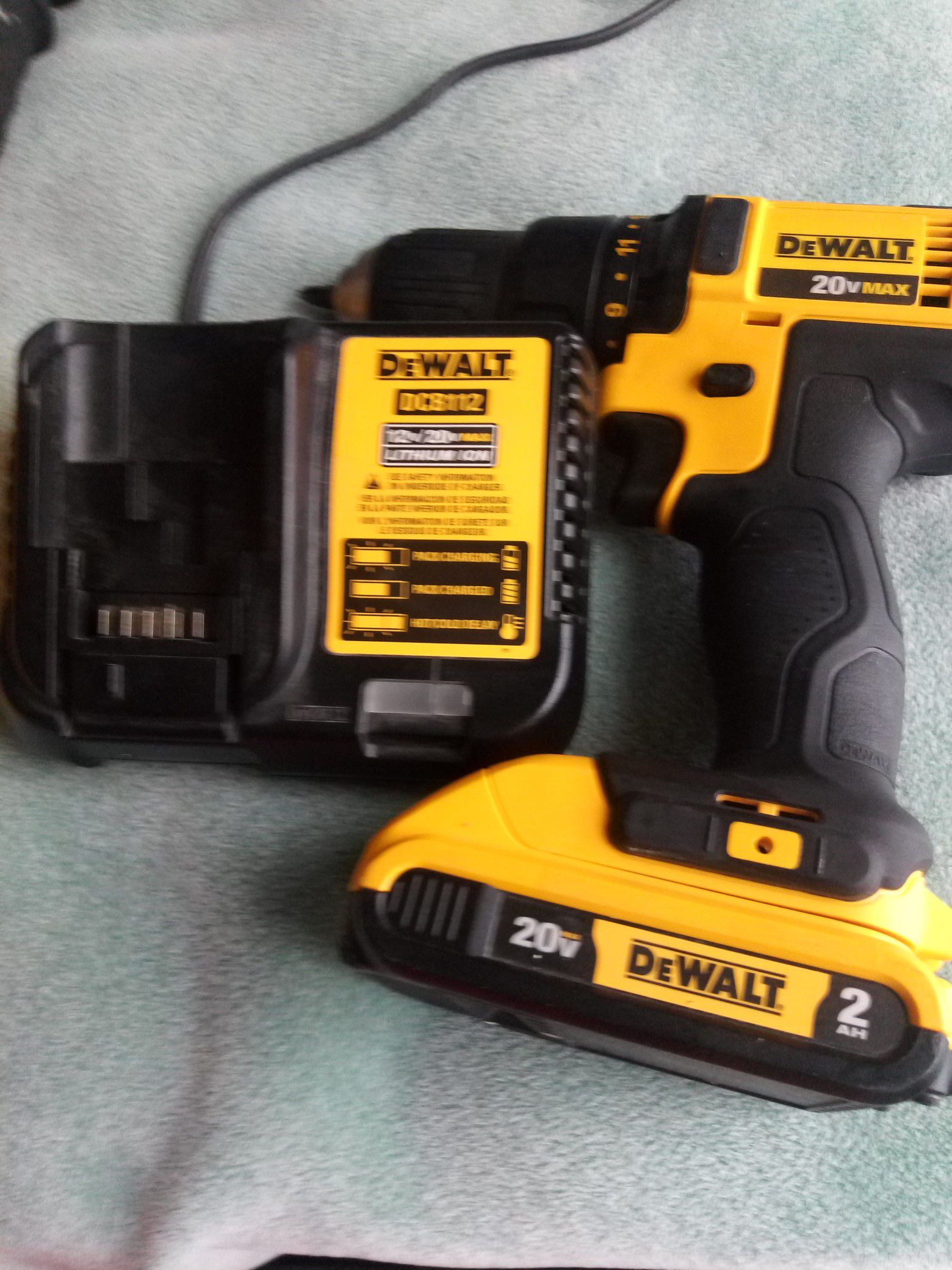 20 volt dewalt drill with 10 other necessities
