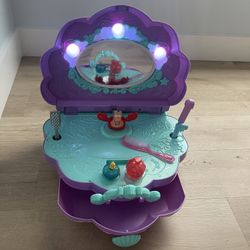 Ariel Little Mermaid Vanity With Accessories 