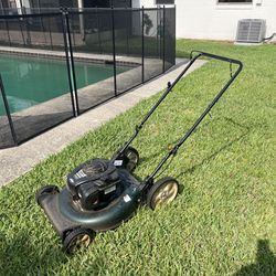 21-in Gas Push Lawn Mower
