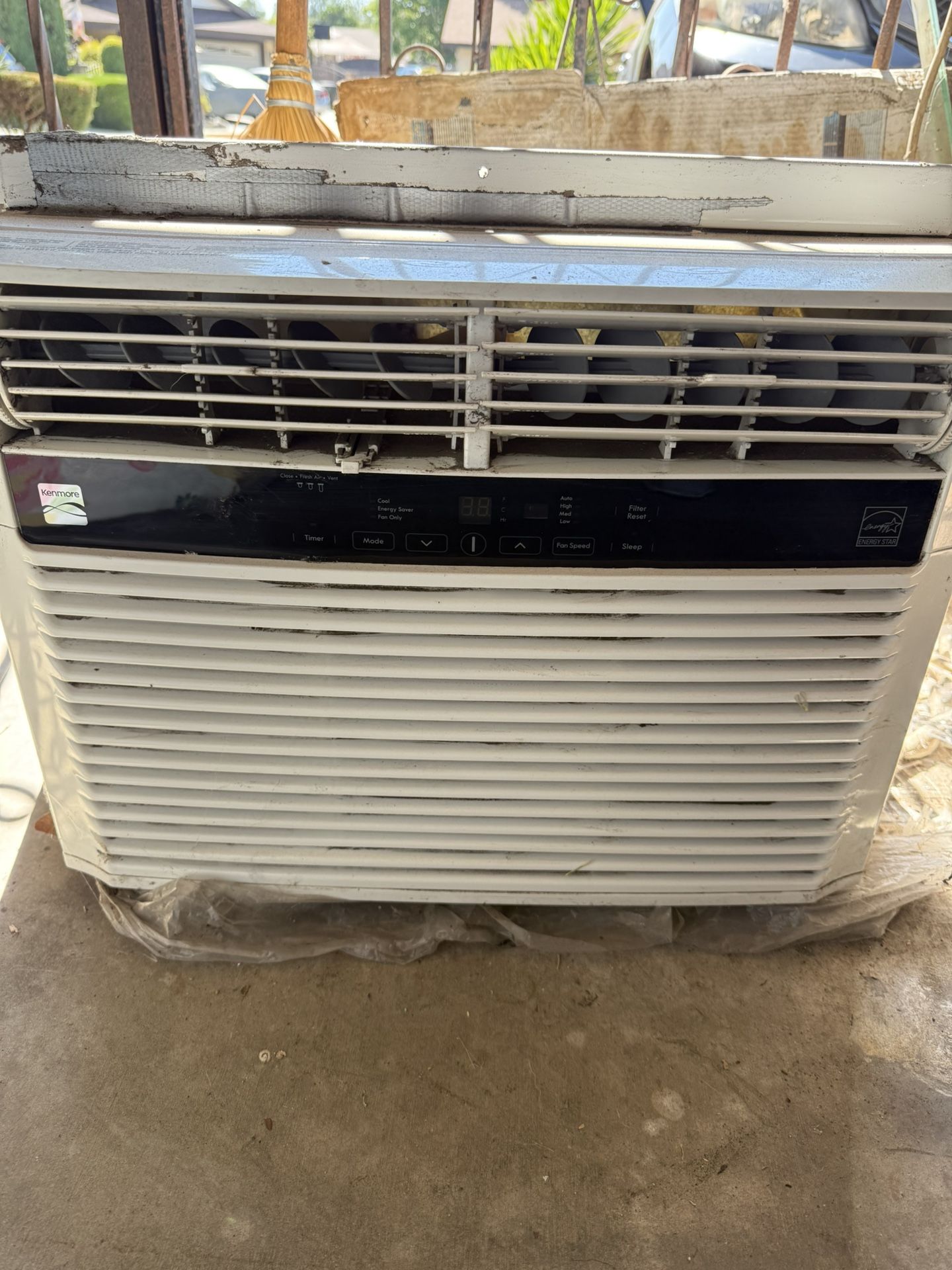 Window AC Unit 