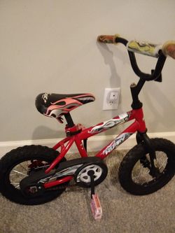 HUFFY ROCKET 12 WHEELS BOYS BMX BIKE