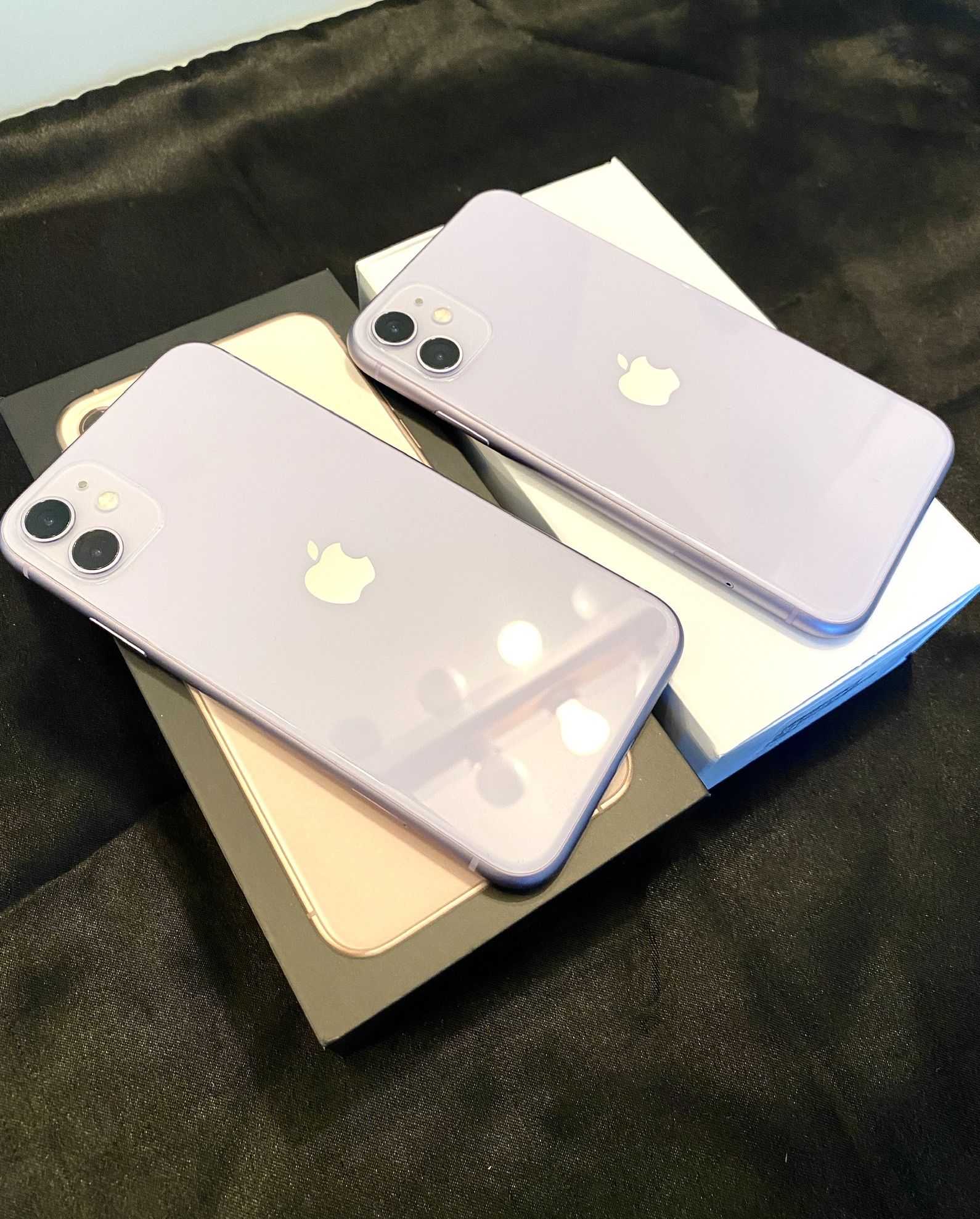 IPhone 11 128gb(Unlocked)All Carriers T Mobile MetroPCS Cricket