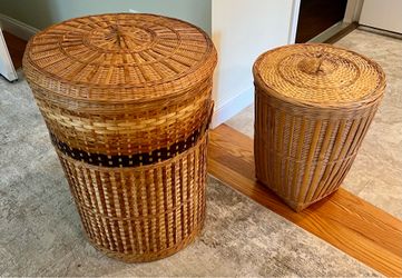 Set of 3 Woven Wicker baskets with Lids