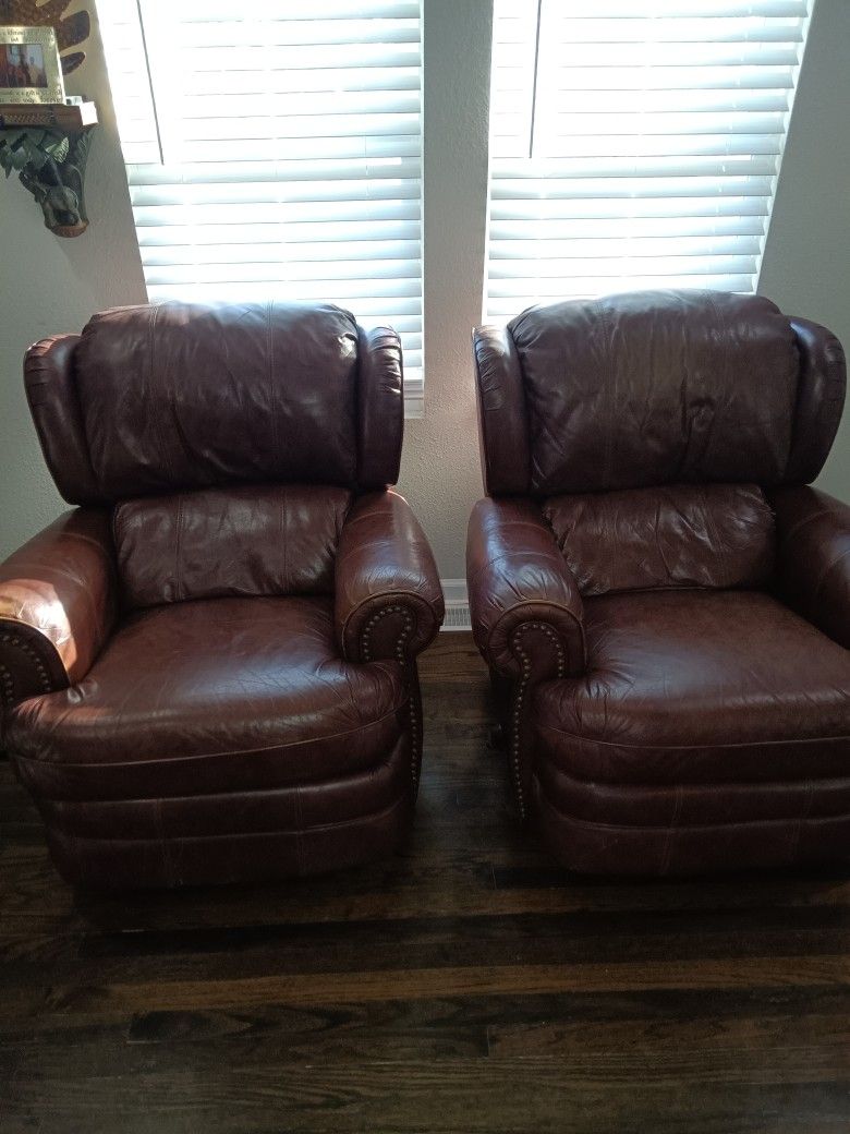 To Reclining Chairs 50 Bucks For Both