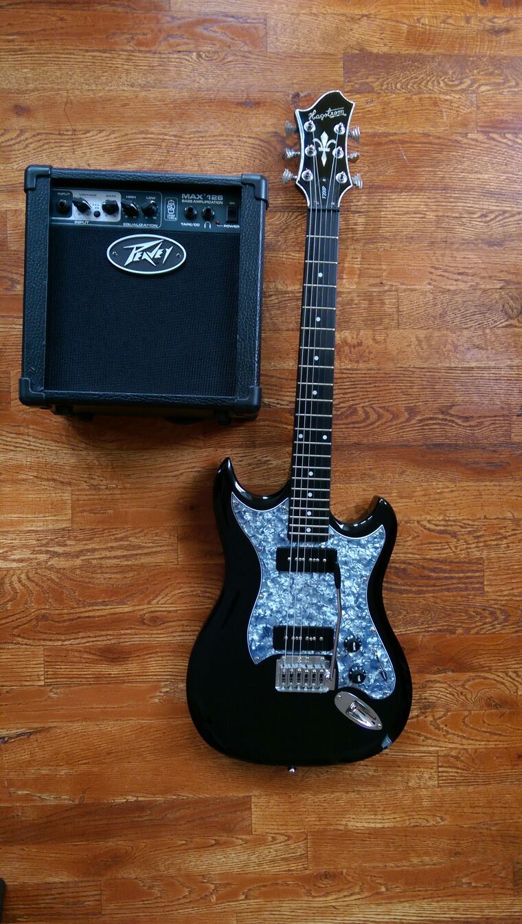 Hagstrom f200p with amp and soft bag