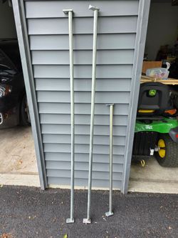 4 Adjustable Closet Rod