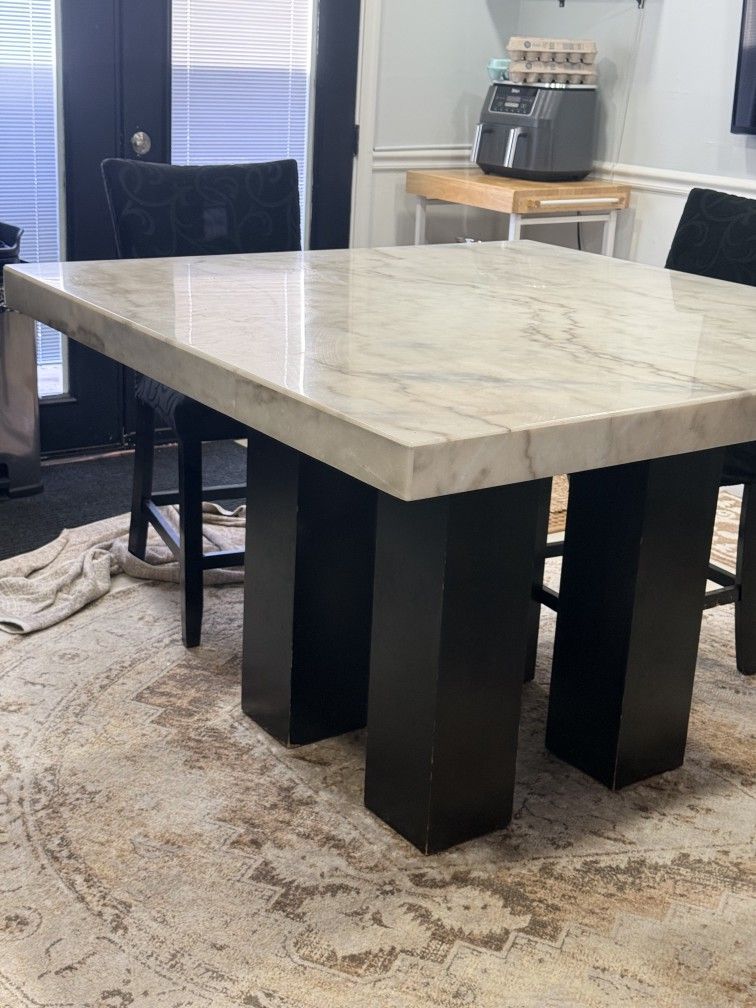 Dining Room Table And Chaird