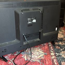 Hisense Tv 30in 