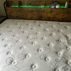 King Size Mattress and Frame!!! MUST GO TODAY!!!
