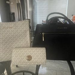 Michael Kors Purses And Wallet