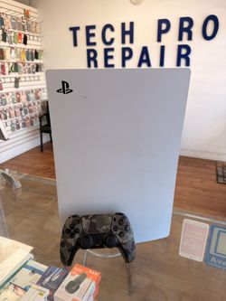 PS5 with 1 controller disk edition.