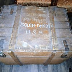 Antique Wood Shipping Crate South Dakota USA With Brass Fittings & Lat    
