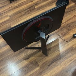 LG Ultra Gaming Monitor  32”